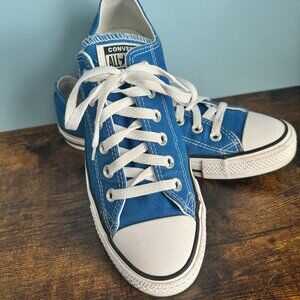 Converse Chuck Taylor All Star Canvas Low Top (Like-New!) Royal Blue Size 8.5